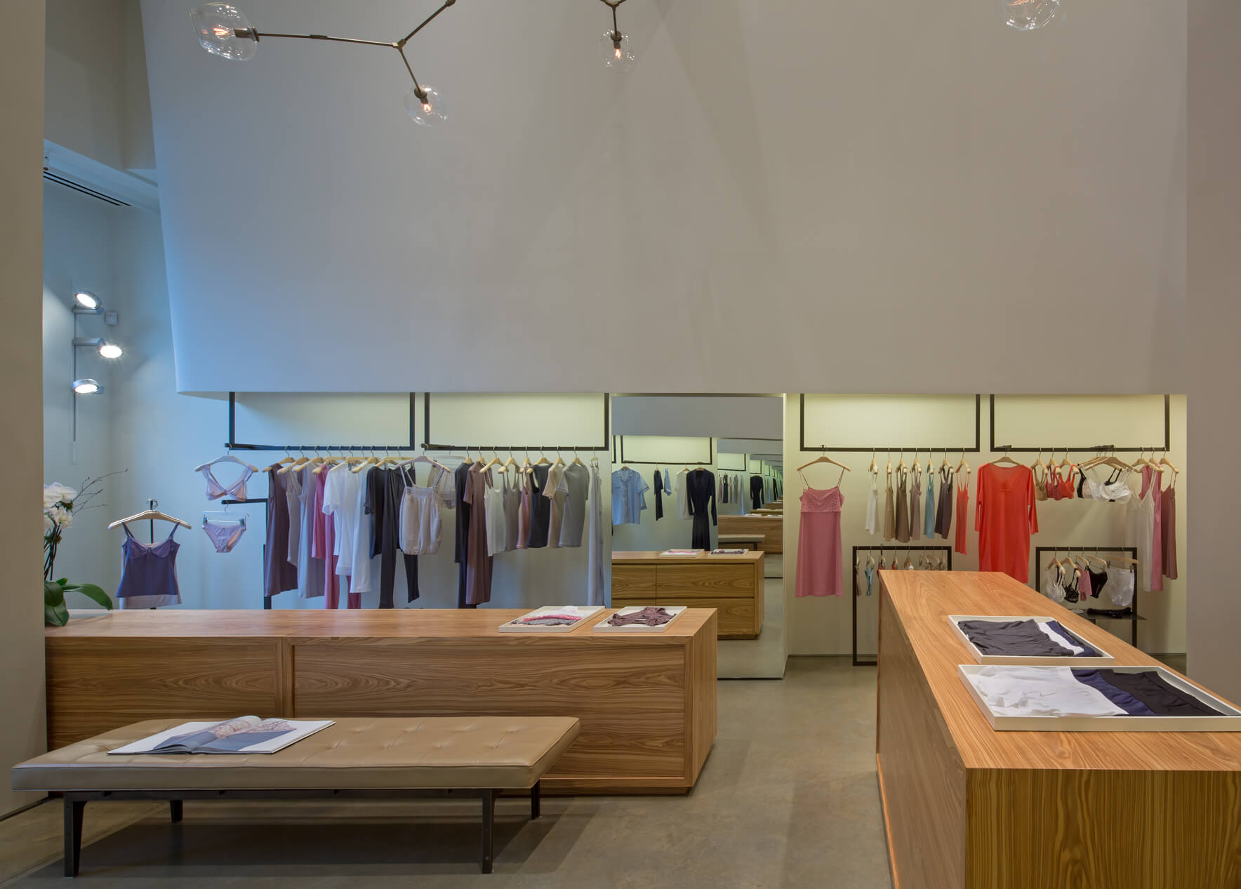 Hanro NY Flagship Store - DHD Architecture & Interior Design